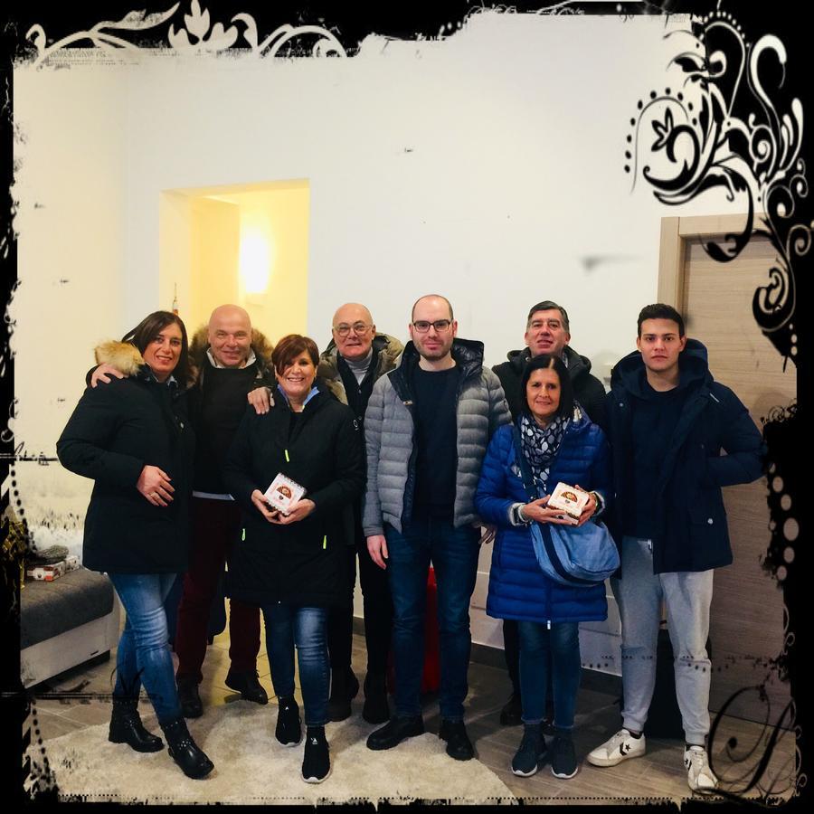 Rho Gloria 2 Otel Dış mekan fotoğraf
