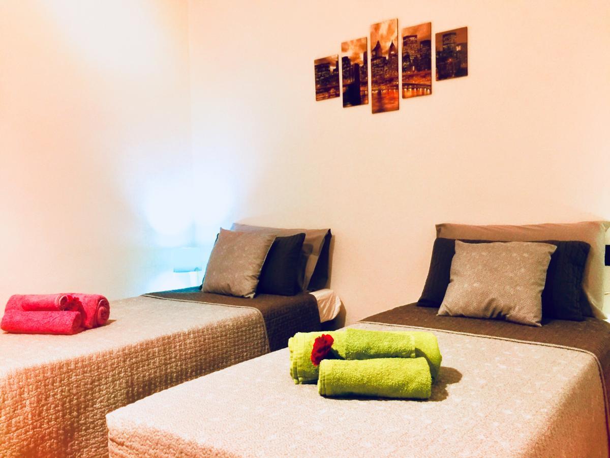 Rho Gloria 2 Otel Dış mekan fotoğraf