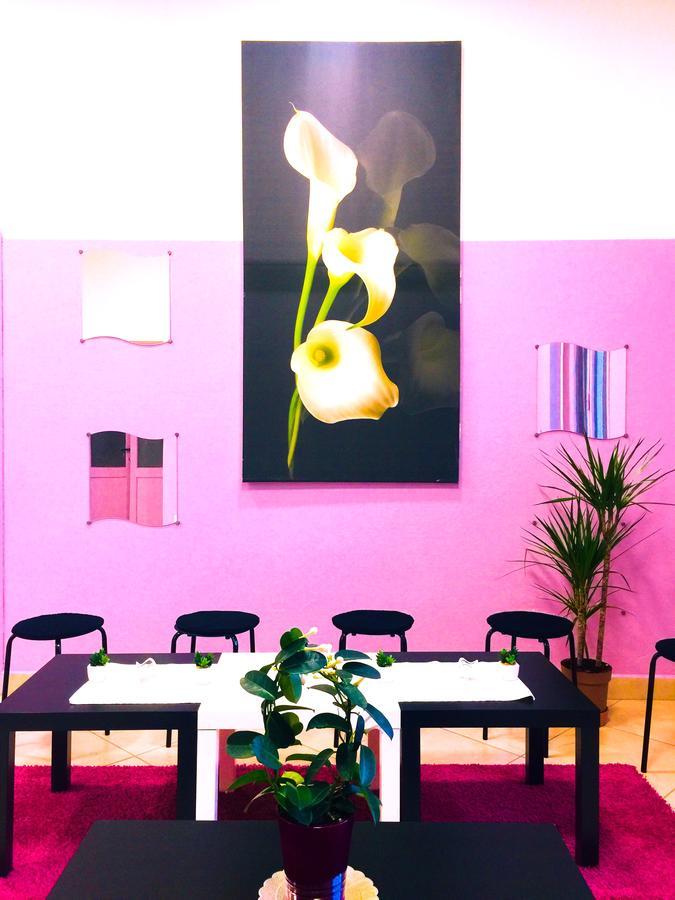Rho Gloria 2 Otel Dış mekan fotoğraf