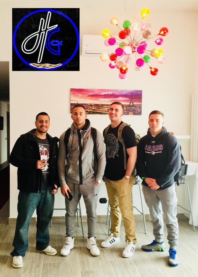 Rho Gloria 2 Otel Dış mekan fotoğraf