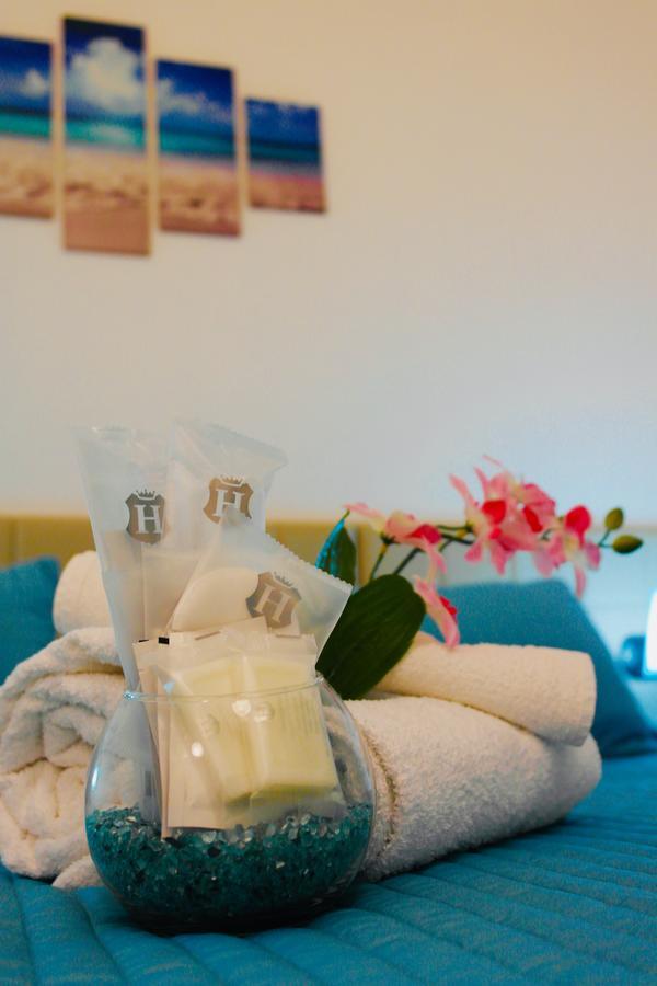 Rho Gloria 2 Otel Dış mekan fotoğraf